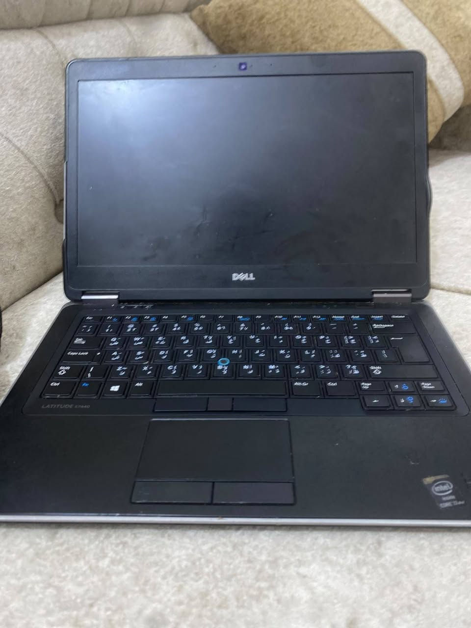 حاسبه للبيع عنوان كربلاء ماصار هواي من أخذته 425 رايده 250 مستعجل عله بيعته و من شركه DELL مواصفاته تخبل للاستفسار الاتصال على الرقم ***********
