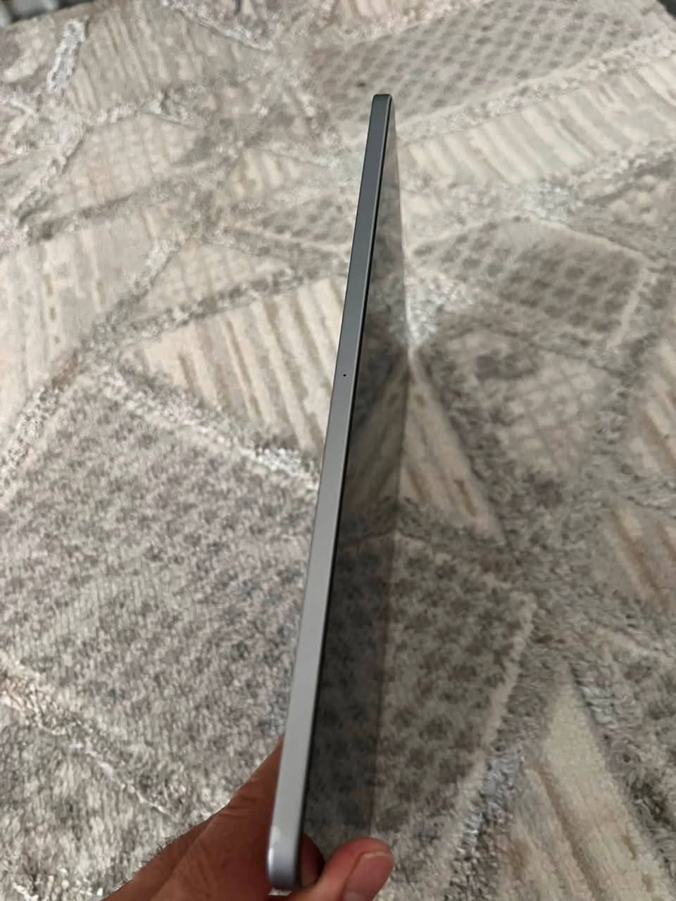 iPad Pro 11-inch (4th Generation) (256G)
الجهاز جديد لا داخل صيانه ولا مفتوح 
((مراوس ايباد ريد ماجك استرا ))
***********
