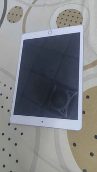 آيباد ٨ • ذاكرة ٣٢ • ببجي ٦٠فريم