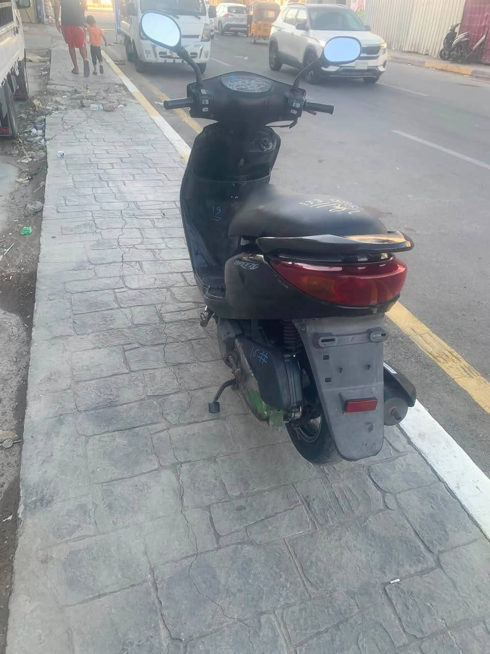 بريز لايت عالي بدون نقص مكينه خرسه مكفوله جيب فيتر وتعال افحص تايرات دبلات نضيفه العنوان الشعب***********
