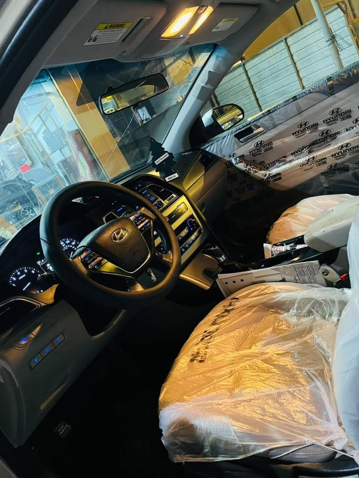 موديل 2017
وارد امريكي 

حادث دعاميه فقط  من امريكه بدون 

دواخل 

مكينه معله كازكت كفاله من البخار والتنقيص 

كير مكفول 

وبالعراق صار بارد بالجاملق الخلفي 

سياره بسمي كله جديد هزه ورقم 

سعر 120وبي مجال 

***********
