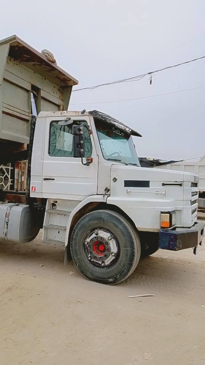 سكانيه ١٢ونص مديل ٩١ كير ٥ب٥ نص جيف رقم دياله بسامينا السعر ١٥٥ وبيه مجال *********** بغداد
