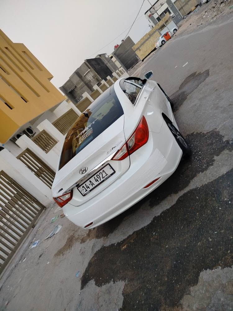 سوناتا 11خليجي لمتدد رقم بصره 
كفاله من الضربه بيه صبغ فقط كم قطعه وموجود سونار بل صورابيع احزام كير مكينه كفاله مكينته 2400
سعر 90وبيه مجال مكاني البصره ياسين خريبط *********** البصرة, العراق
