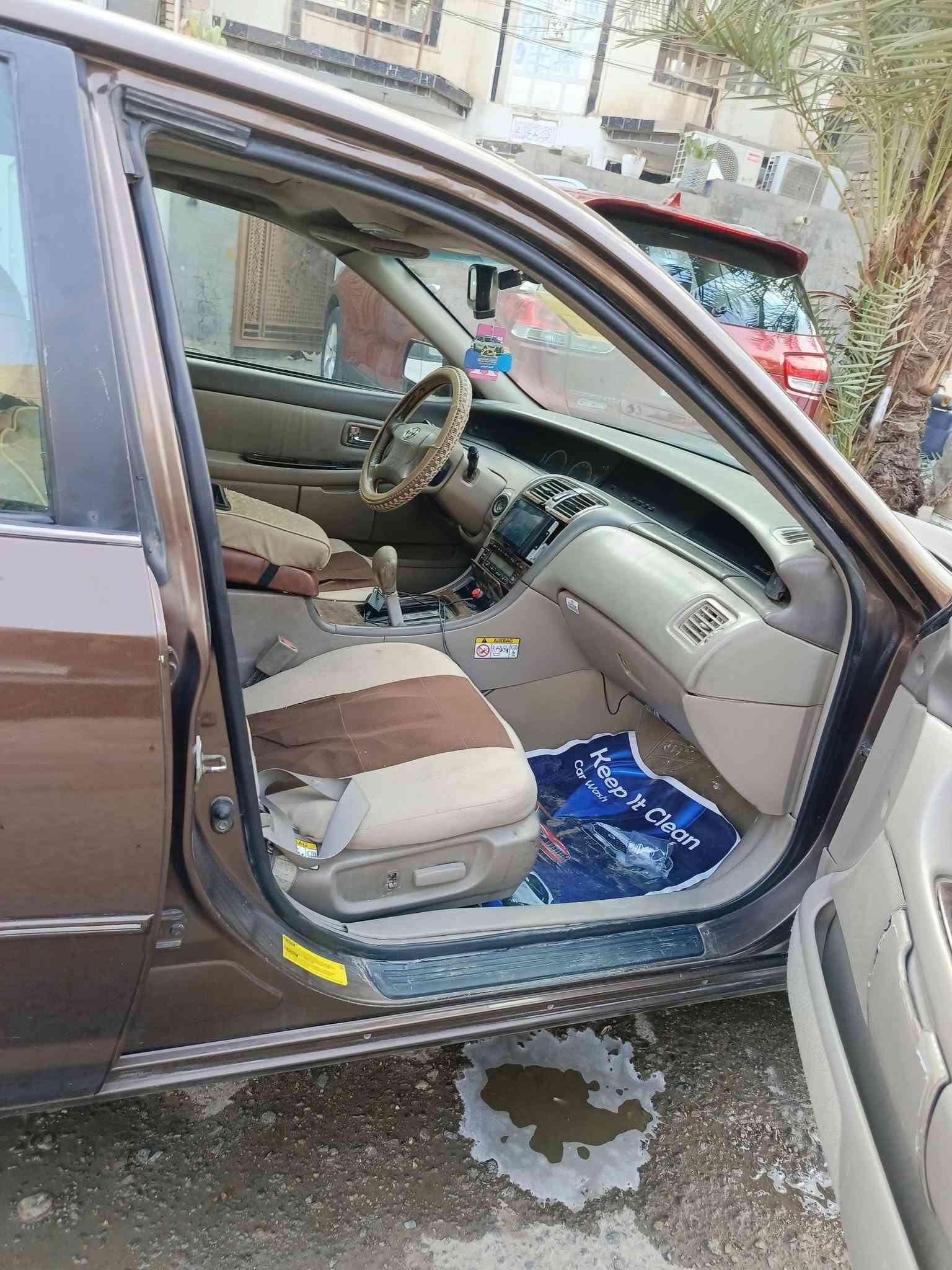 سلام عليكم افلون موديل 2000 رقم بغداد دولي هزة جديدة تحويل مباشر محرك وكير لوك صدر خلفي امامي جديد تخم تاير هوة ول اويالة جديد تبريد ثلج ثلج ثلج ثلج ثلج ثلج ثلج بشرط صبغ عام جماليه حادث بابين ايمن السعر 73 وبيه مجال للطيبين رقم الهاتف 
***********
*********** العنوان بغداد
