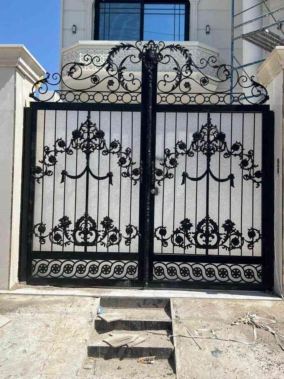 أبواب خارجية • فاخرة • حديد صناعي