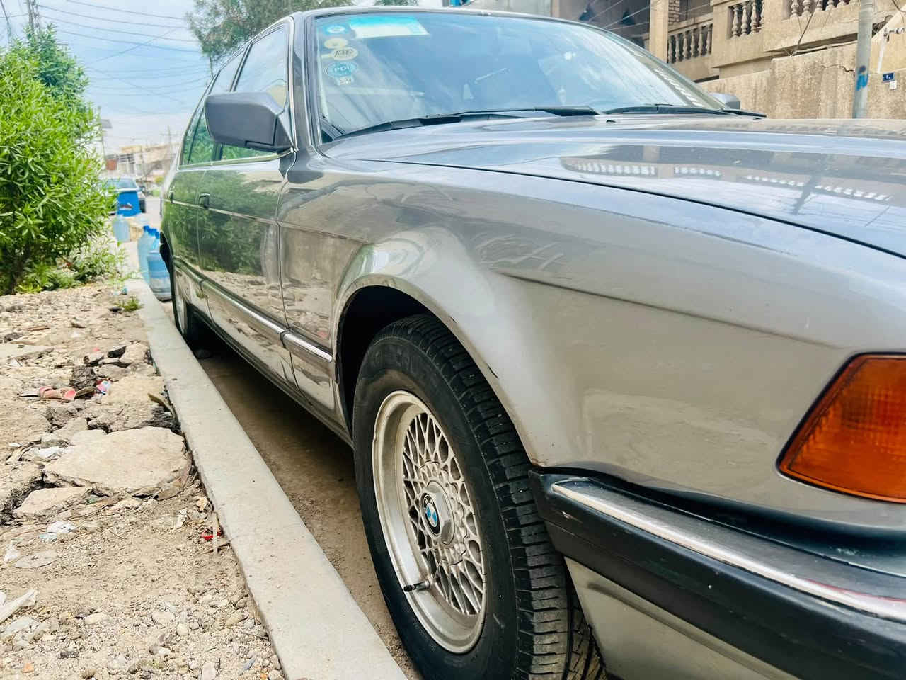 السلام عليكم بي ام موديل 93 اصلي حجم 730 مكينه 35 سياره جديده معنى الكلمه نظيفه حيل بيها قطع صبغ فول مواصفات اعلى فئه بردات بل بيبان وبرده كهرباء بالجامه الخلفيه كشنات كهرباء دبل ايرباك دبل جكمجه دبل جام تبريد ثلج مكينه وكير جدد كشنات نظيفه كهربائيات بلاد مملعوب بيهن سلايت رقم موميز بسمي تحويل ثاني يوم   ويل خليه تخم تاير جديد طكتين السعر 76 بيها مجال للطيبين مراوس حسب قناعه عنوان بغداد حي الاعلام استفسار اتصل ***********
