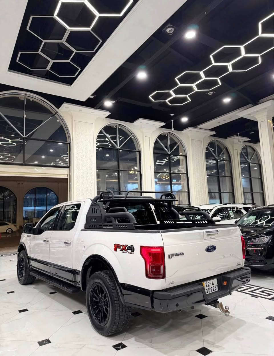 فورد F150 وارد امريكي موديل 2016 محرك V8سلندر مواصفات لاريات فول شاشه كاميره خلفي بصمه شغال عن بعد كشنات كهربائي كشنات جلد كشنات تتفيه تبريد خلفي اشايرمريات ويل كروم حساس‌خلفي تحكم استيرن تحديد سرعه بدي قصير باب جبير يعني مرغوب فور ويل يعني دبل اكسل بعد هوايه مواصفات بيها سياره مكفوله من اي نواقص كله بشرط ضرر بيها ٥ قطعه واشويه من قماره بدون بدون دواخل بدون شخوط بدون بقسات كله بشرط كير محرك بشرط سياره مرقمه رقم سنويه جديد بشرط تحويل اووكاله مكان سياره إربيل معرض دلو 👑 كارس سعر. 153$🔥😳
مراوس اراوس 

*********** وتساب
*********** و أربيل, العراق
