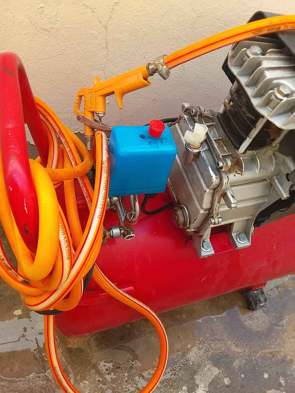 تاروسه مال هوه نضيفه شغاله السعر 125وبيها مجال اليريد يدخل يراسلني خاص

