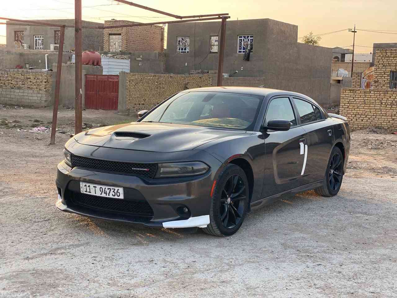 سلام عليكم جارجر جيتي
جارجر GT 19 امريكي  V6 3600
السيارة ايرباك وشواصي سليمه كفالة كذلك كير ومحرك 
مواصفات ال GT المعروفة 
حدادية وتخم تاير جديد 
كامرا دوار حساس خلفي 
كشن حضن

صورة الحادث مرفقة مع الصور 
تبريد و تدفئة 
لون فيلي 
السيارة ماشية 100الف
رقم بغداد جديد +سنويه لل2030
نضام سبورت +كير الف
دواخل لون احمر كشن حض
العنوان ديوانيه عفك سعر 212بيه مجال
رقم ‏‪***********‬‏
