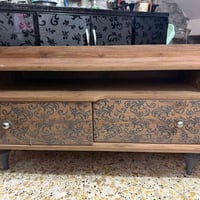 ميز ثقيل تركي البيع مستخدم سعر 40 قفل 07759370277