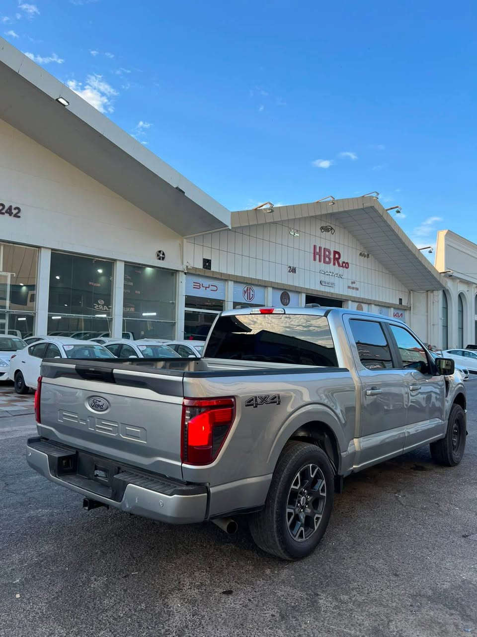 سلام عليكم 💐

فورد f150   موديل 2024  محرك V8 

سعر  240 ورقه و مجال  

مواسفات 4x4 دفع رباعي شاشه كاميره حساس رادار تحديد سرعه تحكم ستيرن شاشه كبير ويل كروم بعد بيها هواي مواسفات ✅

مكان سياره اربيل 📍

اتصل رقم ☎️   *********** واتس اب و فايبر اكر, نينوى

نص مكتوب في الصور:
- 10:42 واتساب 5th gen 2024 FORD F-150, STX 1FTFW2L53RKF47082 0-45143354 IAAI Location: Orlando-North (FL) Shipping from: Savannah (GA) Seller: Progressive Casualty Insurance Sale Document: Certificate of destruction (Florida) Sales History 2 Similar archival offers You are watching archived offer. Auction ended on Wednesday, June 24, 2026. Wednesday, June 24, 2026 17 Photos 360 360 Video bid.cars
- ١٠:٤٢
- واتساب
- 18 / 19
- 1:1
- 360 Exterior View
- 360 Interior View
- IAA Inc. - 05/18/2026
- 360
- bid.cars