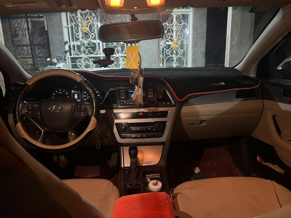 السلام عليكم سوناتا امريكي موديل 15 محرك 2400  محرك وكير وحدادية كفاله 3 انضمة قيادة تبريد ثلج لايت زنون سيارة جاهزة على اخر حباية رقم بابل سنوية جديده بسمي بيها 3 قطع صبغ فقط السعر 97 وبيها مجال ***********مكاني بابل القاسم
