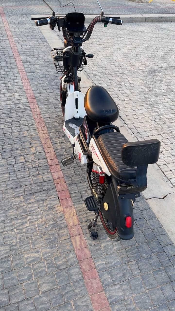 سلام عليكم دراجه شحن للبيع نضيفه 5 بطاريات قبل شهرين مبدلهن جدد السعر 275 وبيها مجال المكان بغداد ابو غريب رقم الهاتف ***********
ملاحضه: بس اليده مال البريك الخلفي يرادلها تبديل
