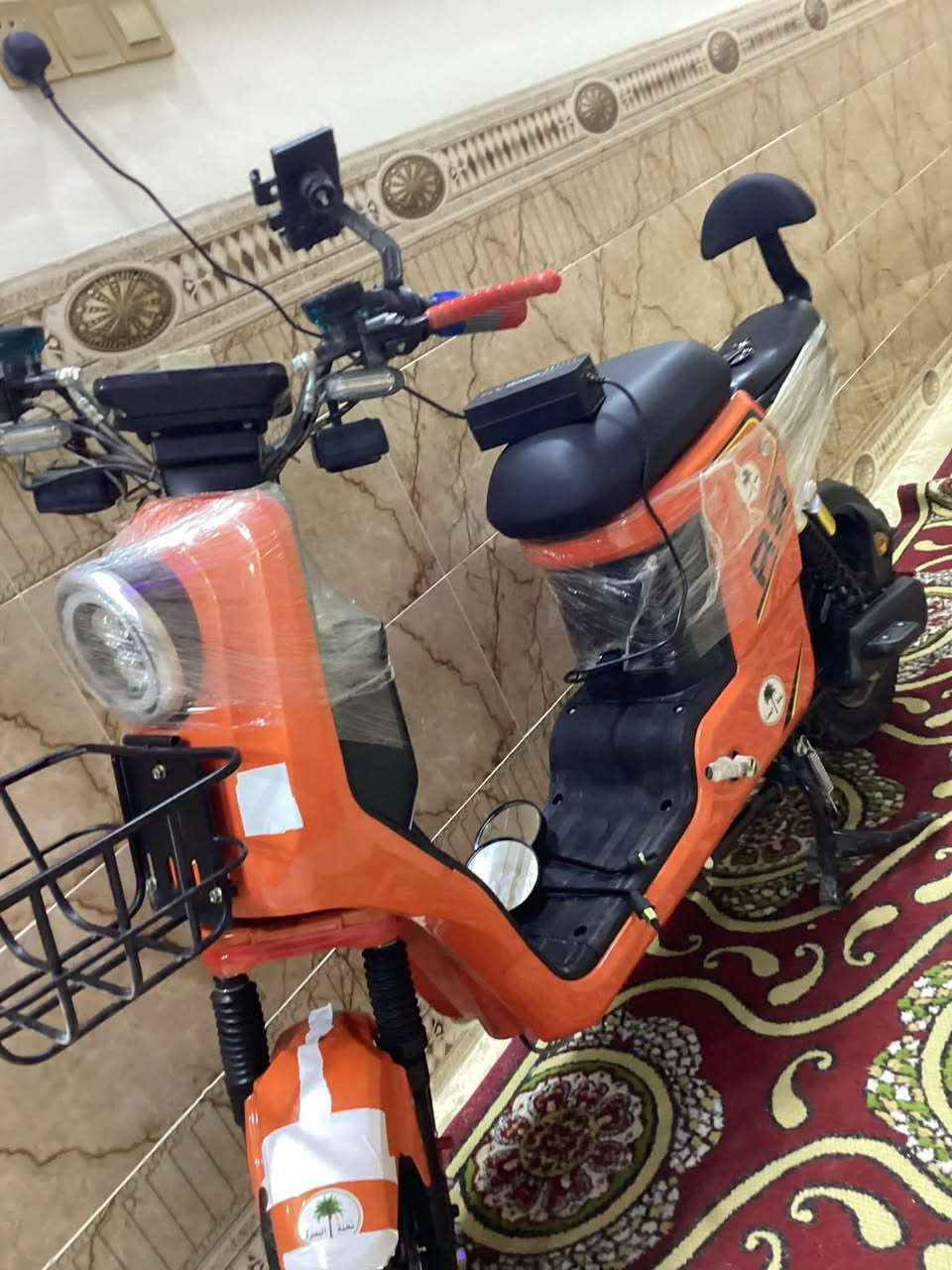 دراجا R9للبيع دراجا شغاله لايتات نشرات اشاير  بيها ام بي ثري عالي دراجا كلشي ما بيها البطاريات 16دراجا كلشي ما امبدل بيها دراجا شغاله ملف 1100بريكات تايرات كلشي شغال الكو شراي لا تراسل رقم التواصل ***********
