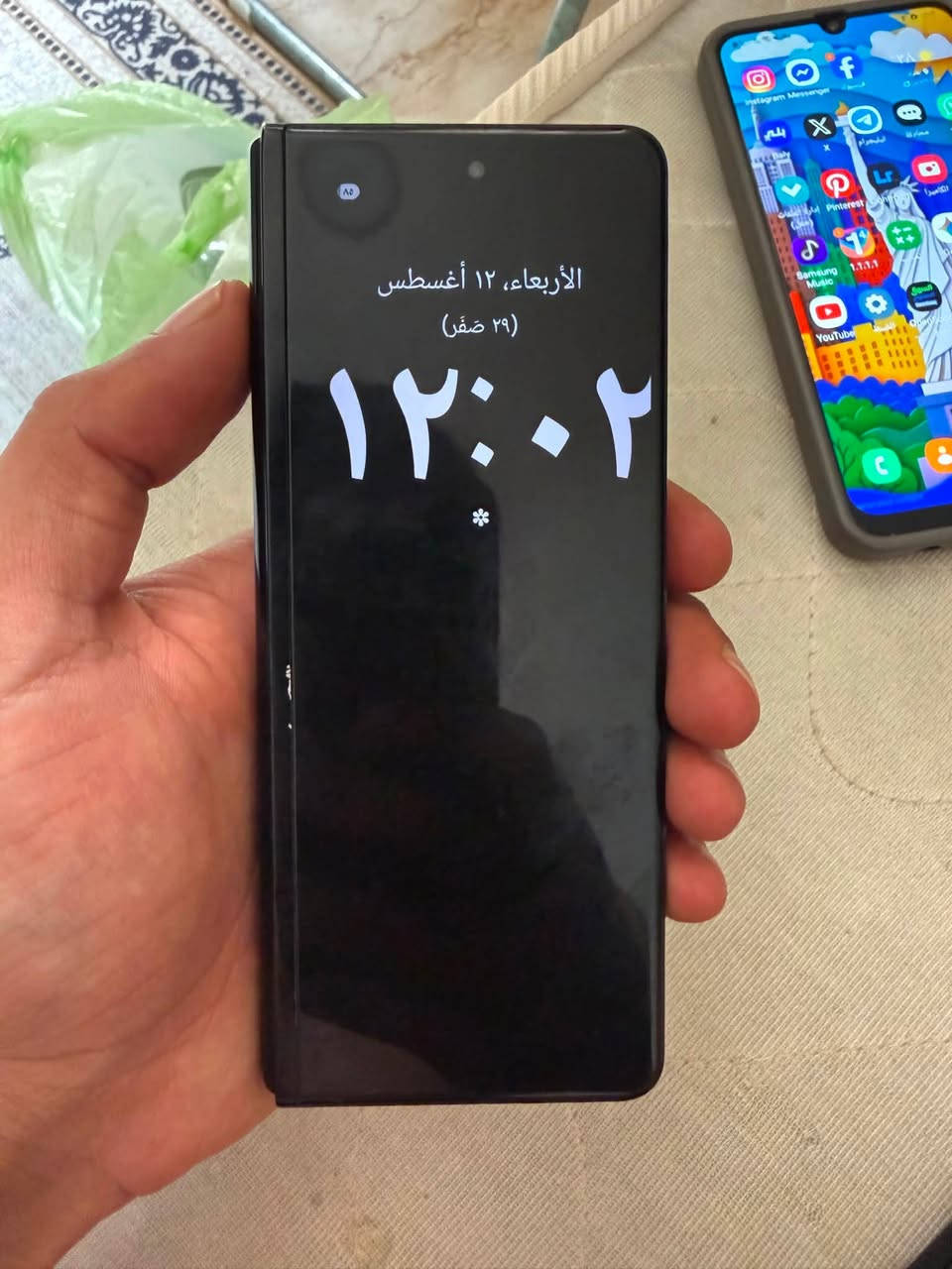 السلام عليكم للبيع فولد٣نضافه ٩٥٪؜ذاكره ٢٥٦ شرق اوسط
بي مشكله وحده WiFi ميكنك للبيع ب٣٥٠الف وبي مجال بسيط
***********
