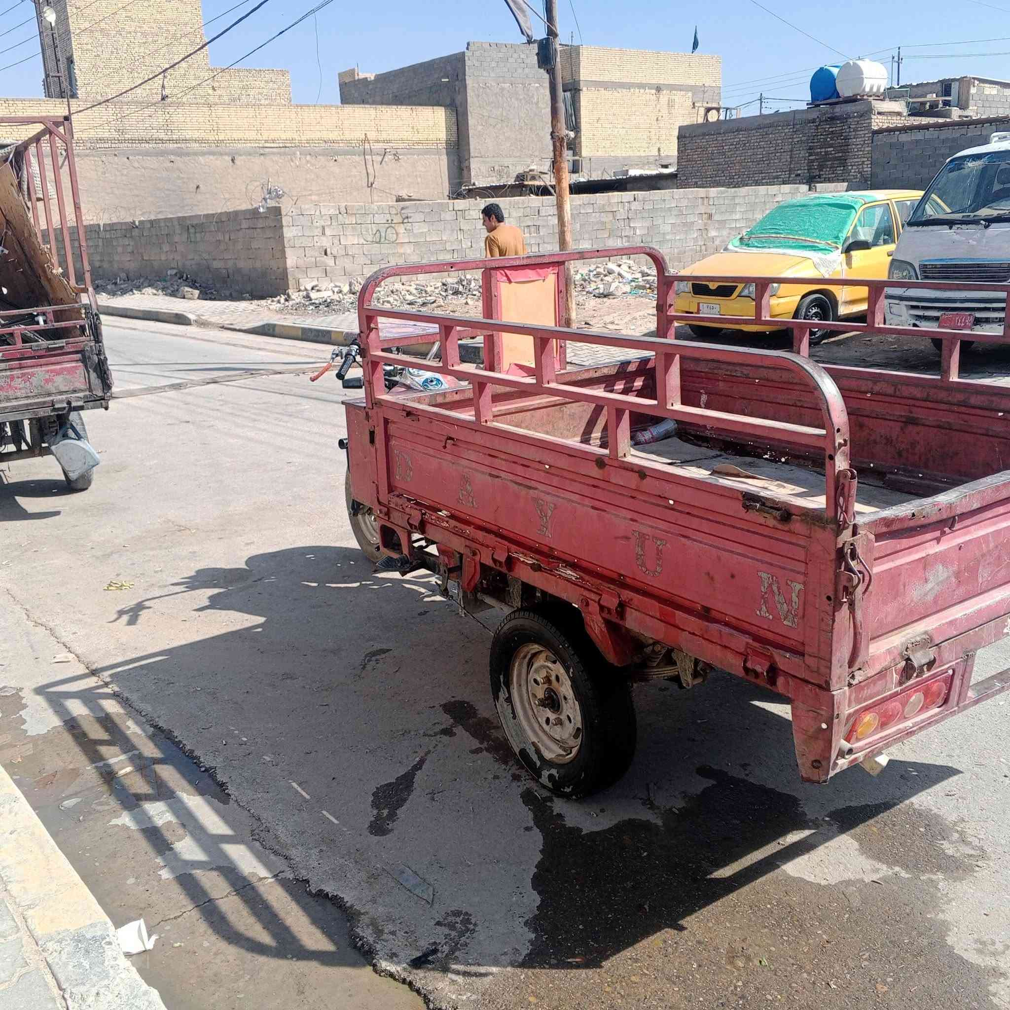 لبيع وراق ضايعه تخم تاير جوبلس محرك 24 موديل 16 سعر 650بيه مجال مكان بغداد حي طارق شراي يجي خاص
