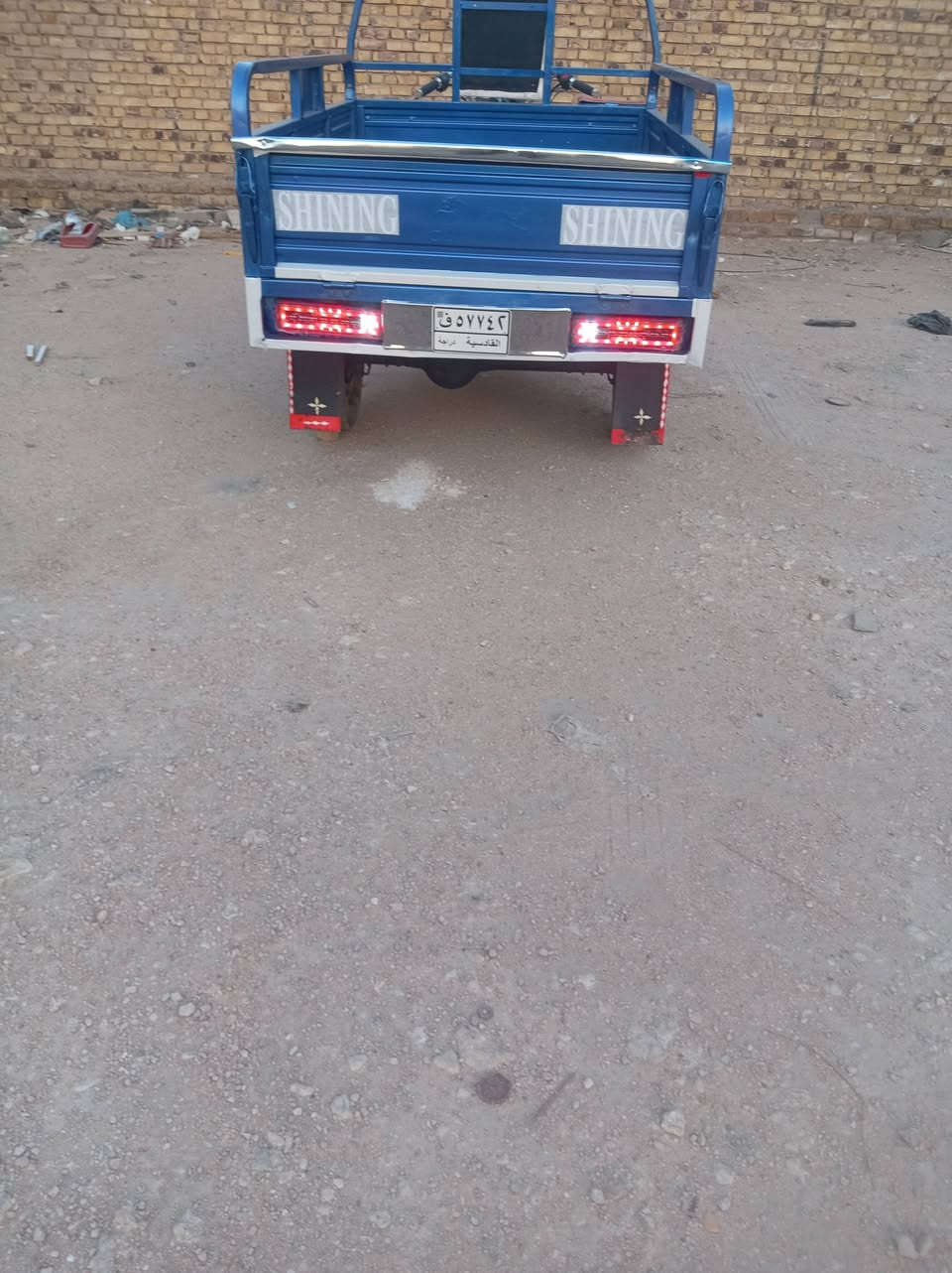 للبيع فحل الموديل 19 مرقمه رقم قادسيه  الستوته خير من الله الشاصي مكفول الركبه مكفوله التايرات عريض جوبلس مال كيه ماعايزهه اي شي جاهزه العنوان الديوانيه السعر مليون 550 خاص ماكو ***********
