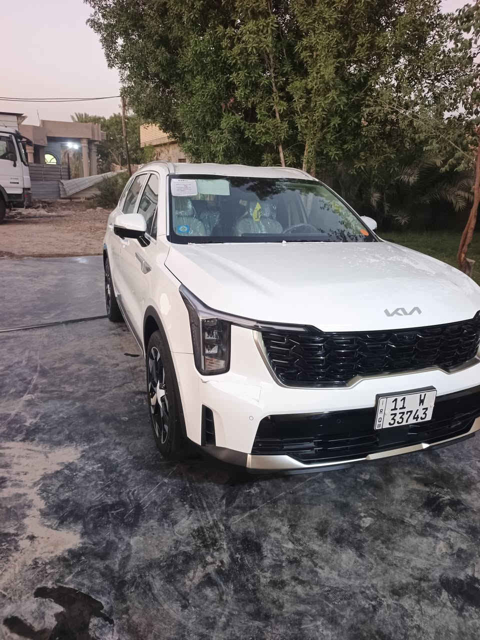 سورنتو موديل 25 ماشي 5000 رقم بغداد*********** العنوان بغداد
