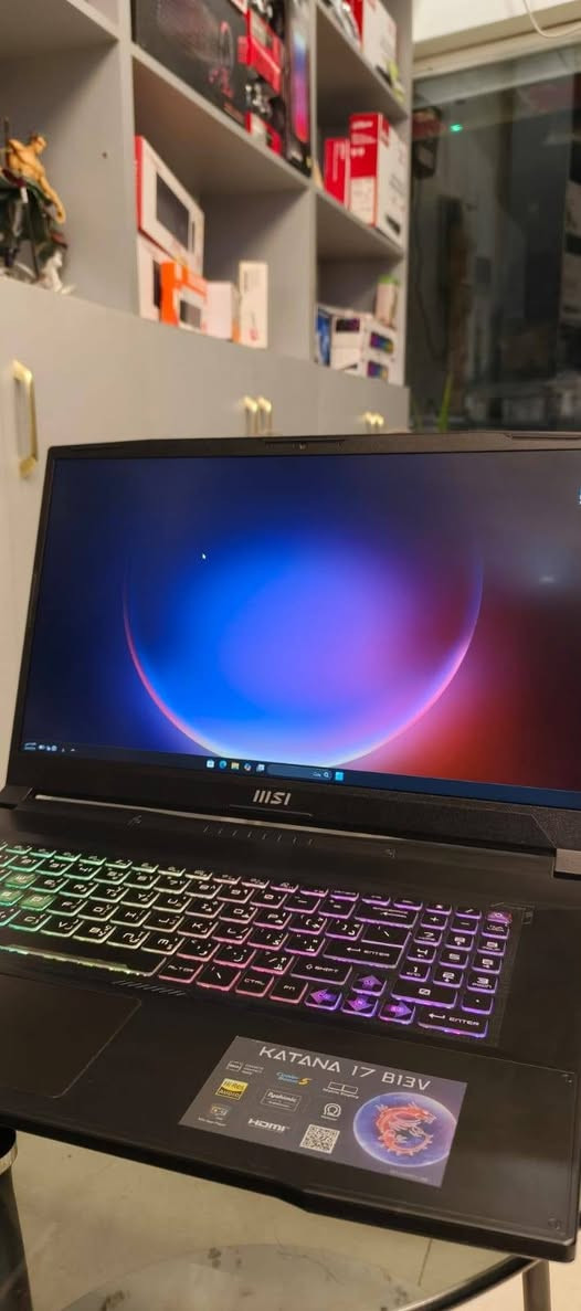 MSI Katana 17

المعالج: Intel Core i7-13620H
كرت الشاشة: NVIDIA GeForce RTX 4070 (8GB - 115W
الذاكرة العشوائية (RAM): 32GB DDR5 (5200MHz)
التخزين: 1TB SSD M.2 NVMe
الشاشة: 17.3 بوصة، دقة FHD، لوحة IPS، بتردد 165H
الحالة: شبه جديد
مليون و800 
للاستفسار ***********
