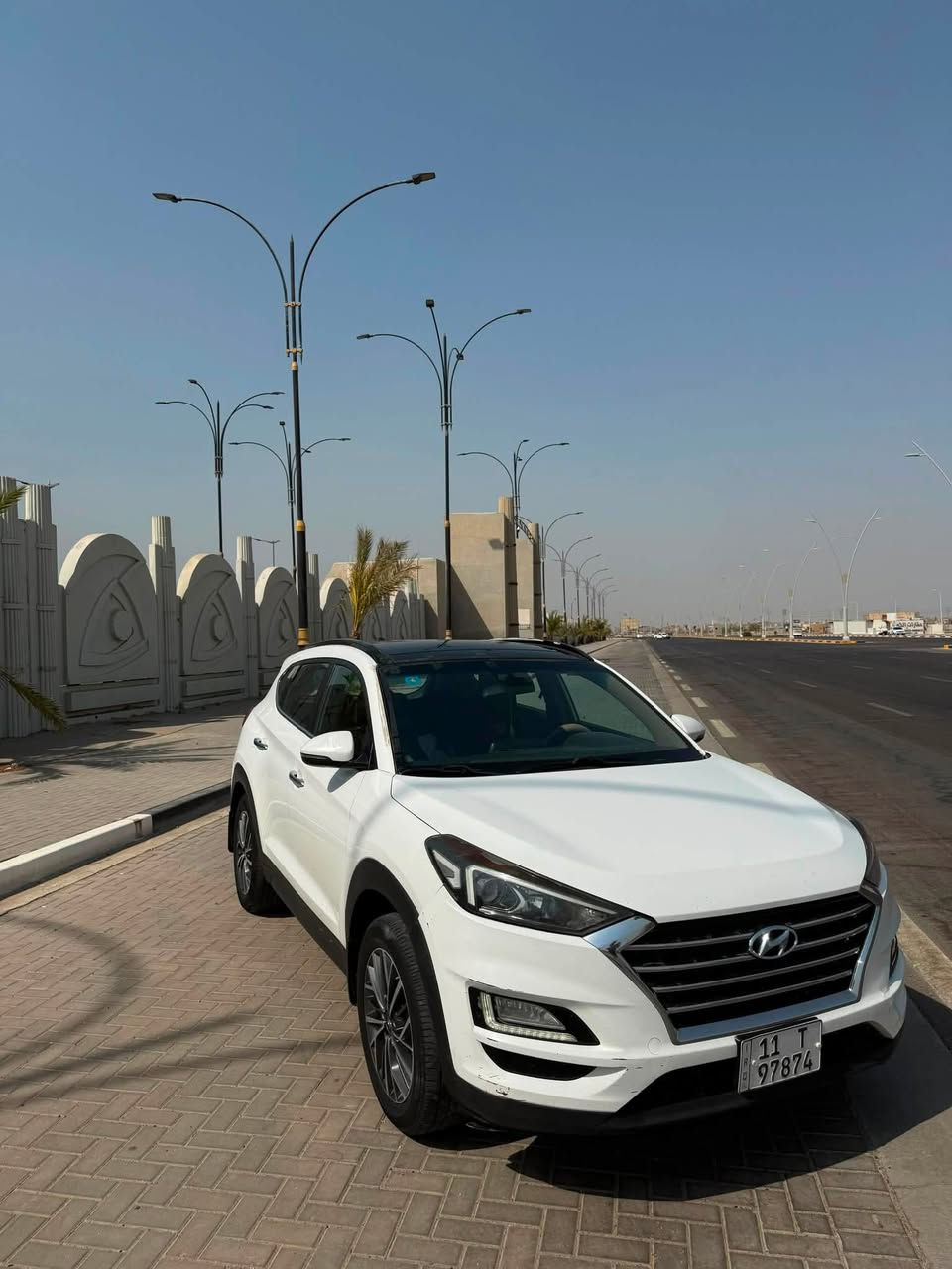 السلام عليكم
توكسان موديل 2020 خليجي كفالة من الصبغ بيهه ملاحضات بالبدي رقم بغداد بأسمي مشروع وطني سنوية لل 2031
مكينة 2000 مبدل رواجز وضاغطة 
تبريد خير من الله
حداده 70‎%‎
فول مواصفات 
بنورما 
رادارات 
تبريد قطعتين 
كشن كهرباء
شاشة كار بلاي 
السيارة ماشية 250 الف كيلو 
مالك واحد من 2020 لليوم 
بيهه سونار جديد قبل شهر مسوي 
السعر 165 وبيهه مجال 
مكاني البصرة حي الجامعة

***********
