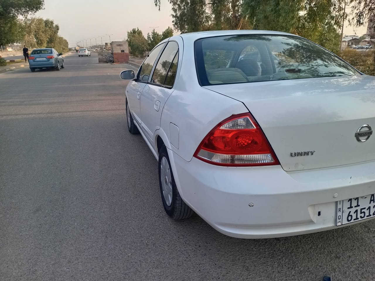 السلام عليكم نيسان سني للبيع موديل 2008 رقم بغداد الجديد بأسمي سنوية لل 29 محرك 1600 كير أوتماتيك تبريد ثلج صدر خلفي وامامي جديد تخم تاير باتري جديد سيارة جديدة بمعنى الكلمة ومال جناي بيها قطعتين صبغ فقط بدون دواخل نهائيأ السونار مرفق مع الصور السعر  76 وبيها مجال للشراي عنوان بغداد محمودية عل شارع العام للأستفسار هاتف *********** / *********** ملاحظة كورك بي واتساب
