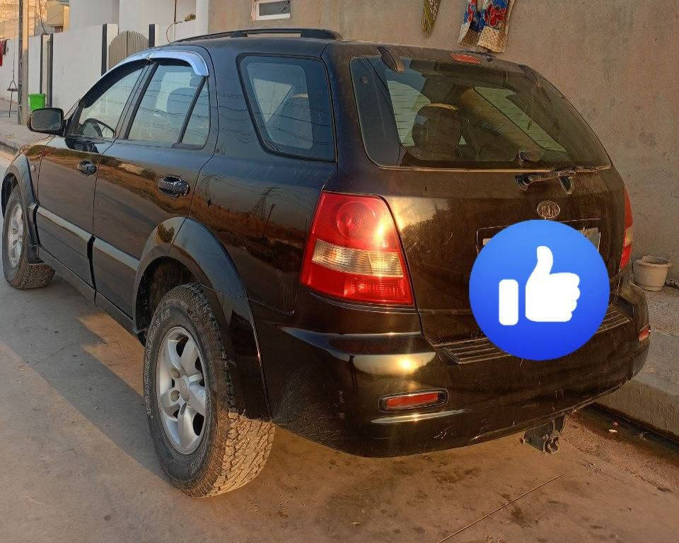 سلام عليكم
سيارة سورنتو موديل 2007  محرك كاز اصلي  
 تبريد فول.سنوي بأسمي للبيع السعر 98وبيها مجال 
 ***********. المكان: الموصل
