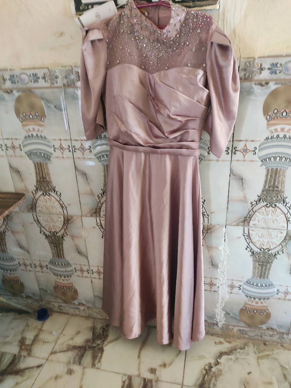 الفساتين سعر الواحد 15الف لاتصال علا هذا الرقم0786889402