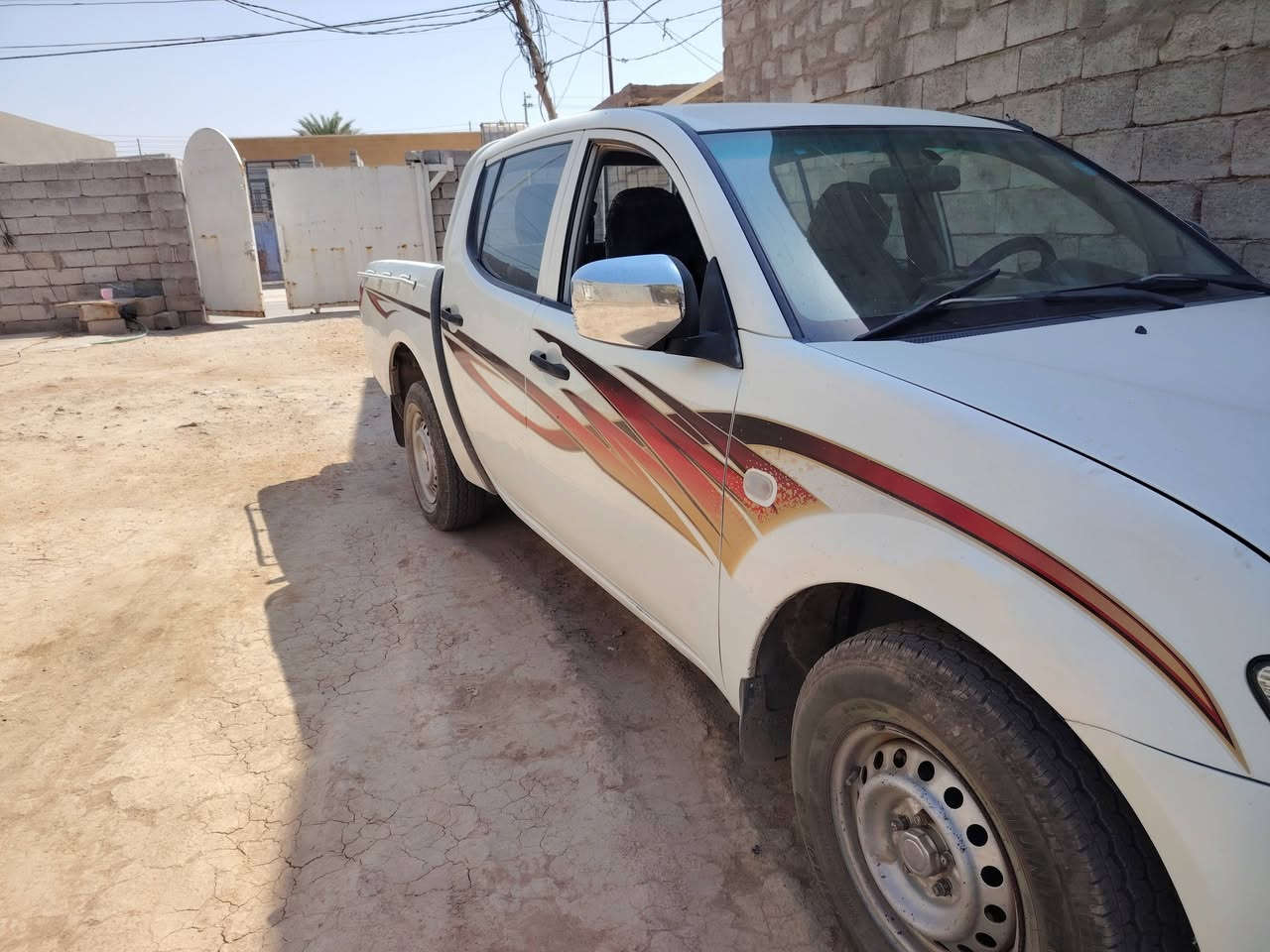 بيكم دبل قماره مستبوشي l200 الموديل 2010 بسمي كامله من كلشي تبريد تدفئه شاشه مابيه كل نقص السعر ١٠٠ $ اي استفسار *********** رقم ديالى
