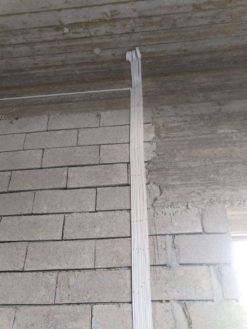 ( 💡 محمود الکهربائي  للتأسيسات الكهربائية 💡 )
____________
_____ 👷🏻‍♂️_____
 تنفيذ جميع #المخططات الكهربائيه  
  #بيوت 🏨 #بنايات🏬 #محال_تجارية 🏪
⚡️⚡️
#منظومة أنترنيت📡
#منظومة ستلايت TV 📺
#منظومة كاميرات📸
#للأستفسار مراسلة الصفحة 📨
واتساب او للاتصال #هاتف***********📞..
واتساب او للاتصال #هاتف*********** 📞..

نص مكتوب في الصور:
- ***********
- ***********