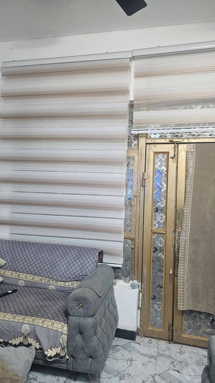 طباخ ٥ عيون كزاز  نضيف جدا  منضدي لبيع سعره ٤٠ 
برد سحب  زيبرا  ٣ برد  سعر الوحده ٣٠ جدد  ***********
