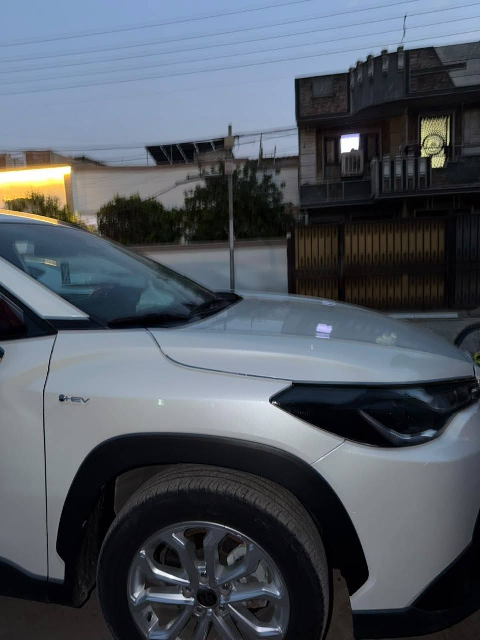 كورلا كروز • هايبرد • ٢٠٢٥