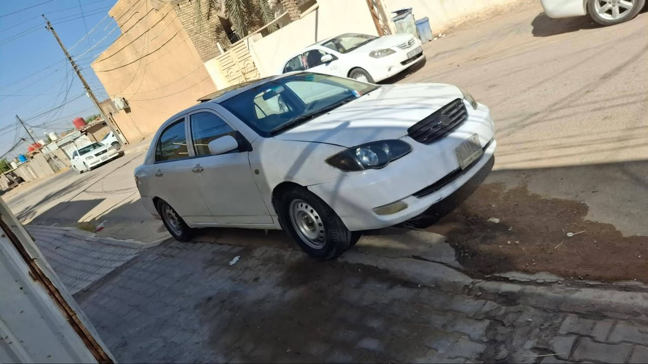 السلام عليكم DYD/2013/F3
اوتماتيك شاشه 
حساسات
 تحكم 
ستيرن 
كهربائات كامله
صربتها جاملغ ايسر بدون دواخل
بيها صبغات ابيع حزام
كير مكفول محرك كايم شغاله وتمشي
رقم قادسيه مشروع وطني راعيه يريد مداور سنويه صار شهر ساقطه
سعرها 36 
مكاني كربلاء
رقمي ***********
