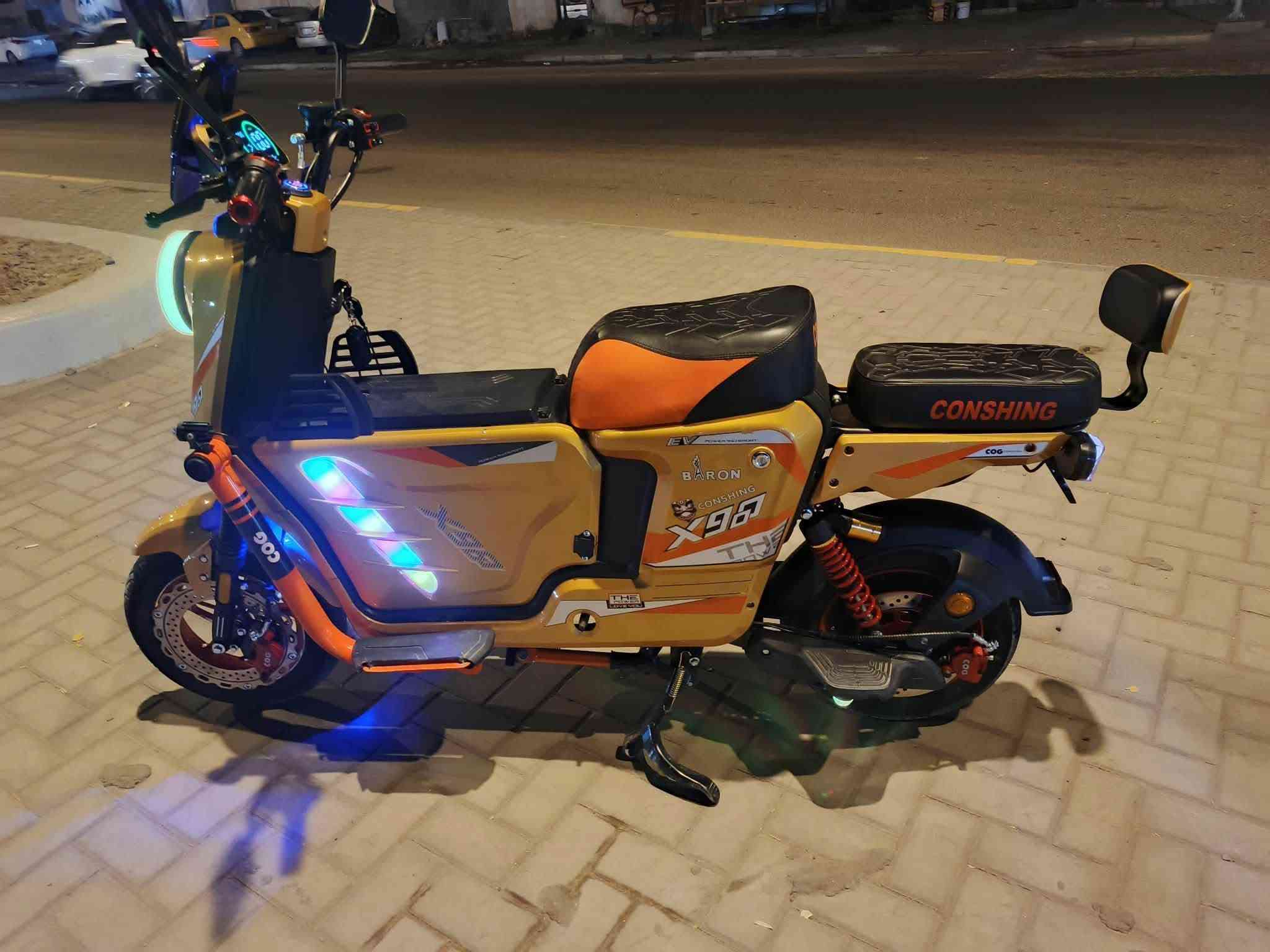 اكس ٩٠٠ • ٥ بطاريات • ٢٠٢٦