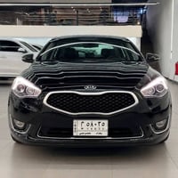اللي يدور سياره مواصفات عاليه بسعر مناسب كيا كادينزا موديل 2014  ماشيه...