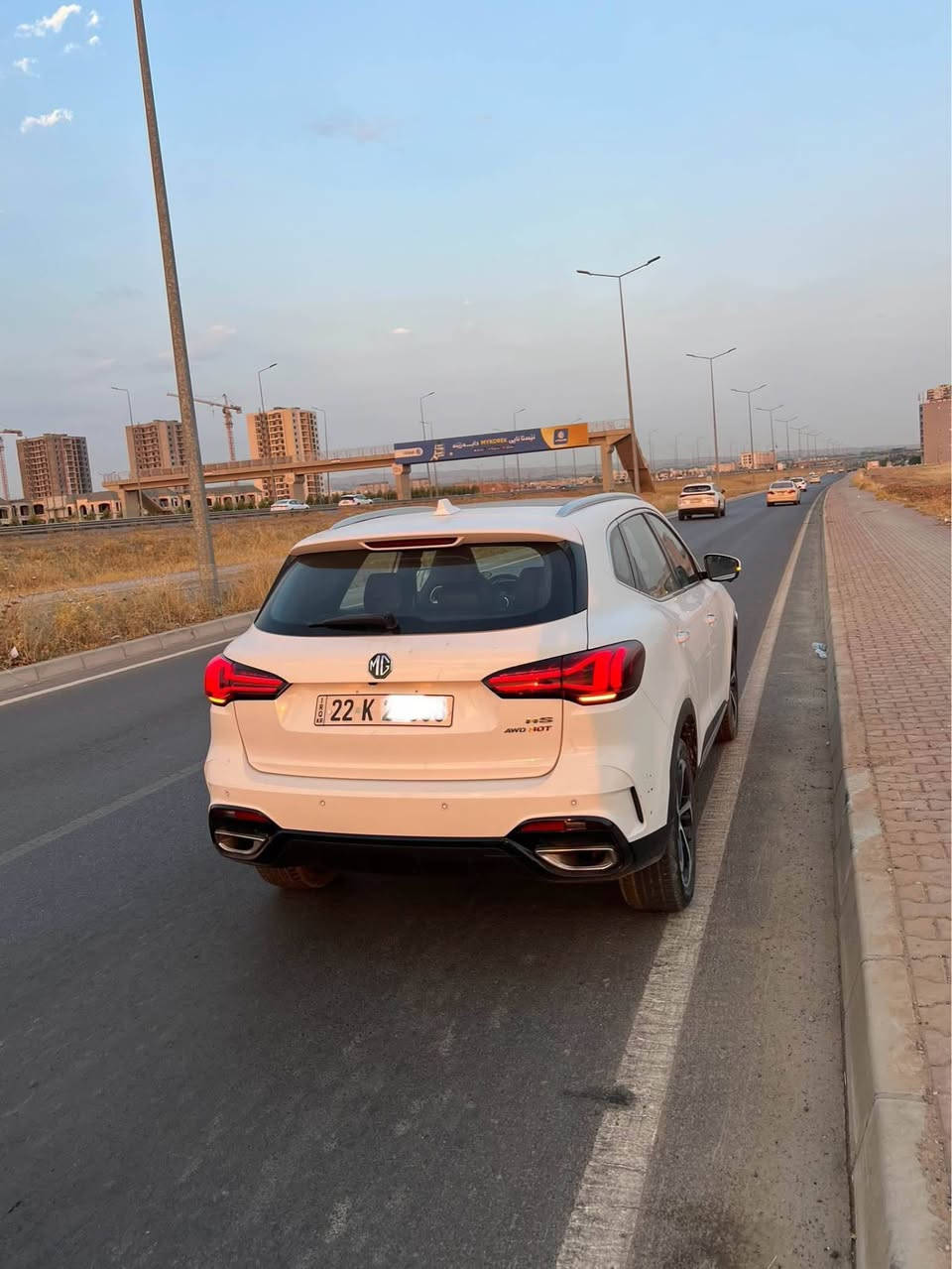 ئێمجی hs شکل نوێ ۲٠۲۳
مکینە ۲٠ توربو 
زەمان شەریکە
دەبل اکسل
فول فول مواسفات
یەک دەستە لە سفریەوە
ناونیشان هەولێر شاری ماموستایان
.
سعر ۱٥۲$
*********** 
٠۷٥٠۷۷۹۲۹٠٠ أربيل, العراق
