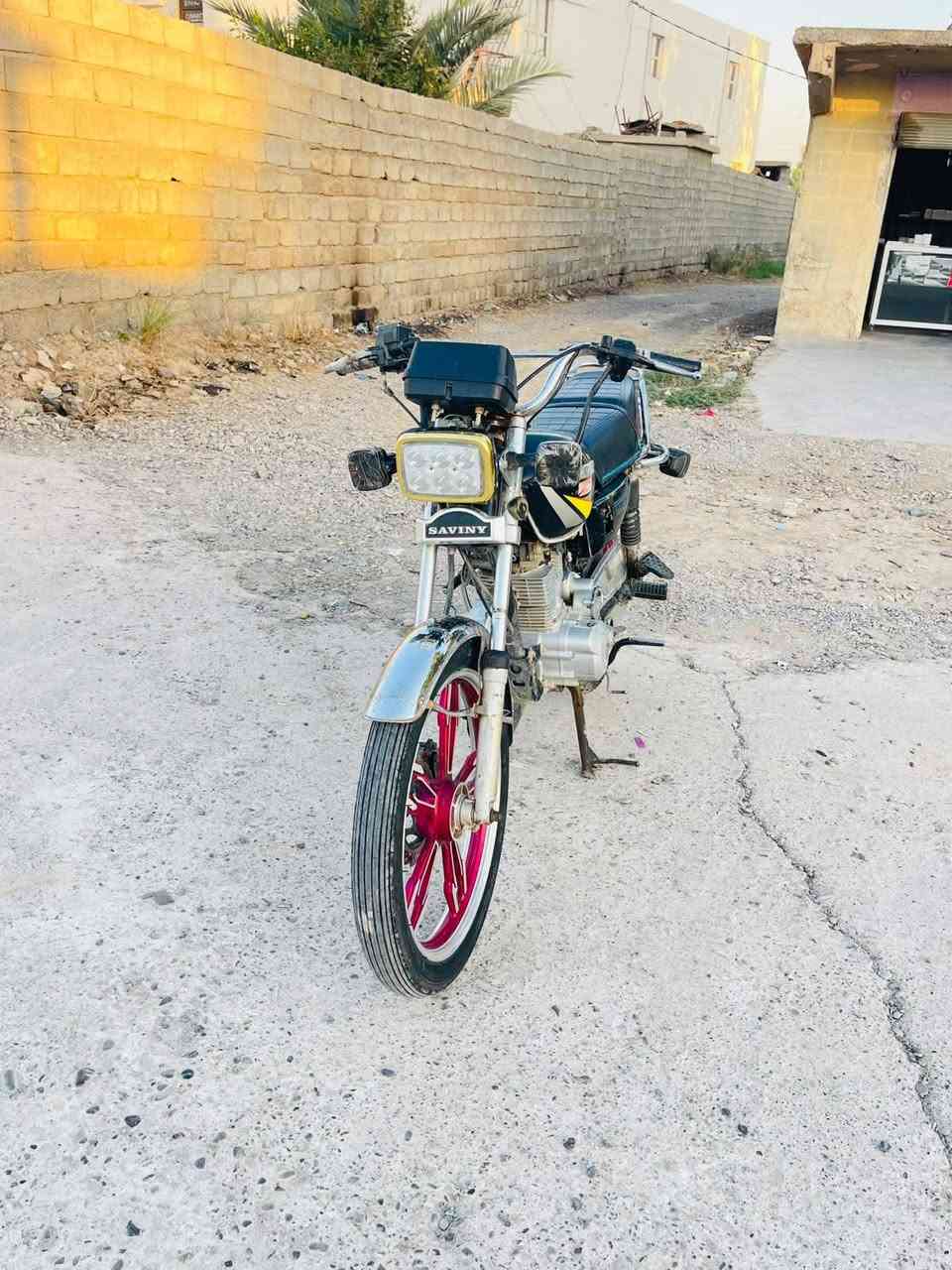 بعد السلام يوجد موطور خمسه كير سافان مديل 2021محرك مامفتوح  كهربائية كلها شغاله سلف تواير جدد موطور ماعايزو برقي شغل ومش 
السعر 400 وبي مجال 
الاستفسار اكثر اتصل ***********

