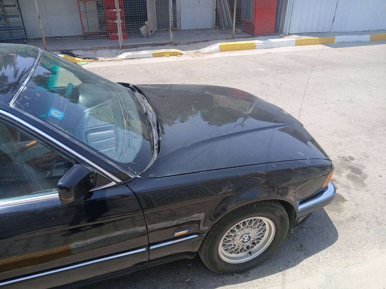 ٧٣٥ موديل ١٩٩١ رقم انكليزي بصره السياره بئسمي مكان السياره بغداد كير مكينه مكفول لايت زنون تبريد شغال تخم تاير جديد باتري جديد حداديه خلفي أمامي تمام لون اسود كهربائيات شغاله  السعر ٤٥ ورقه وبيها مجال  الاتصال ***********
