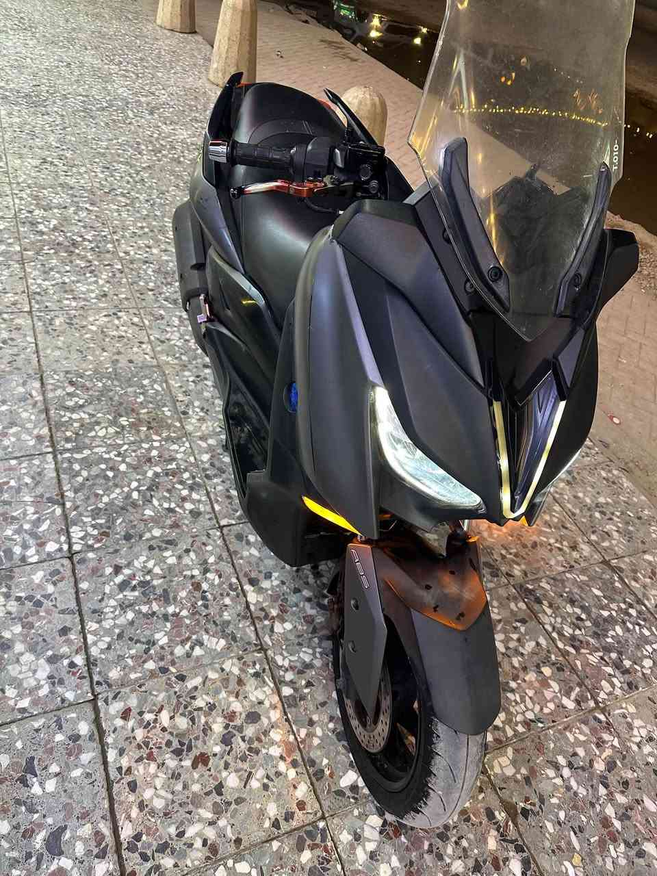 السلام عليكم
دراجه X max للبيع دراجه نضيفه او حلوه مكينه مكفوله الدراجه ما فاتح بيهه برغي الدراجه بصمه 
مكينه 300 ABS مانع انزلاق يدات تدفئه 
مكان مدينه الصدر الشراي يتصل ***********
