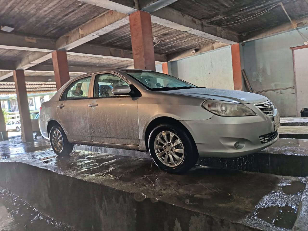 BYD.G3
2013
گێڕ تۆماتیک 
گێڕ و مەکینەی بیلاد بەشەرتی ئەوەی ئیسپانەی بەر نەکەوتبێ
سەنەوی بخداد پلاستیک 
گێڕ و مەکینەی بەشەرتی ١٠ فیتەر 
لێدراوی نیە پشت و پێشی کەپسە 
سڵایت 
تەبرید لەسەر سویچ🥶
لایت زینۆن 
چوار تایەو ویلی لۆکی لەژێرە 
تەقەو ڕەقەی بەشەرت 
چوار جام کارەبا 
ئاوێنە کارەبا 
حاسەی دەرگاکانی ئیش ئەکات 
کارەبای هەموو گیانی ئیش ئەکات 
سەیارەکە زۆر مەزبوتە ماڵی دۆستە 
سعریشی خوار هەموو بازاڕ
٣٣ گەڵا و کەمێک مەجال 
ئەگەر موشتەریت تەلەفون بکە جوابی مەسج نایەمەوە 
***********
ڕەقەمی ساحێبەکەی ئەوەیە السليمانية, العراق
