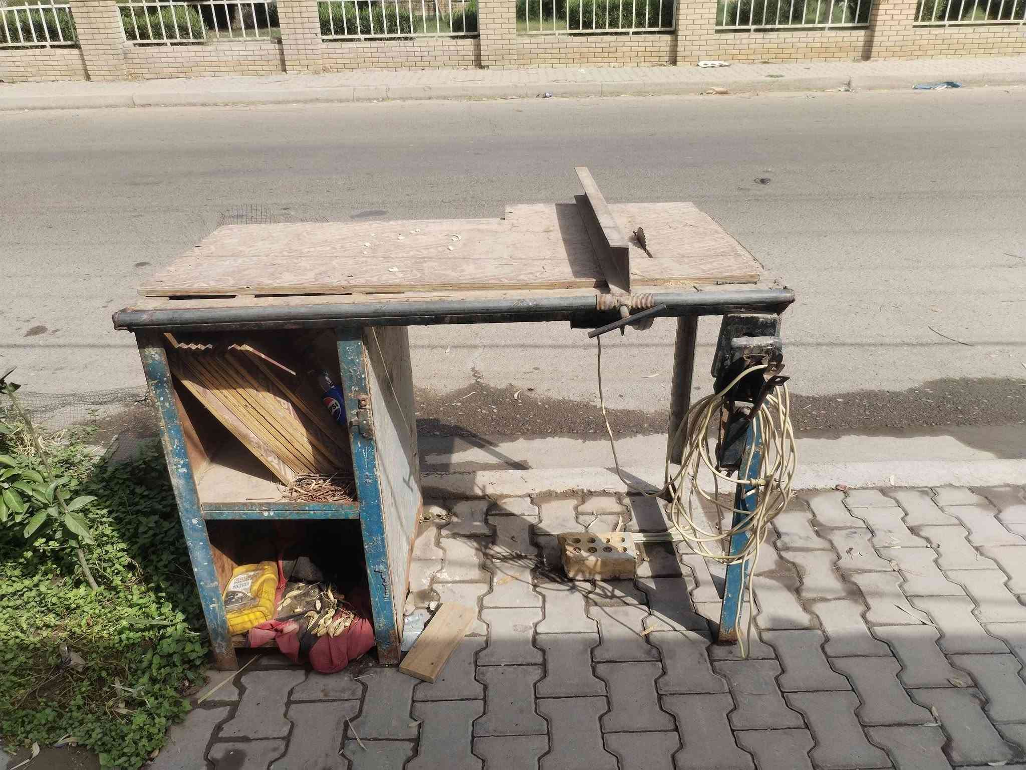 غراض نجارة • كمبريسر • قفل
