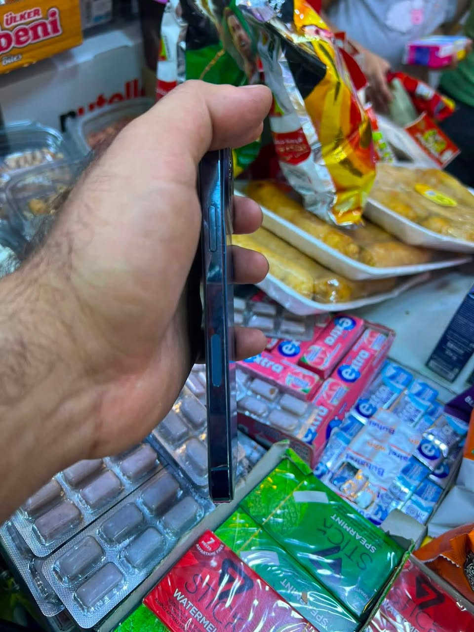 ١٣ بروماكس فيس إيدي شغال ظهر مكسور شاد لزكه مال 17 السعر ٤٠٠ قفل
***********
