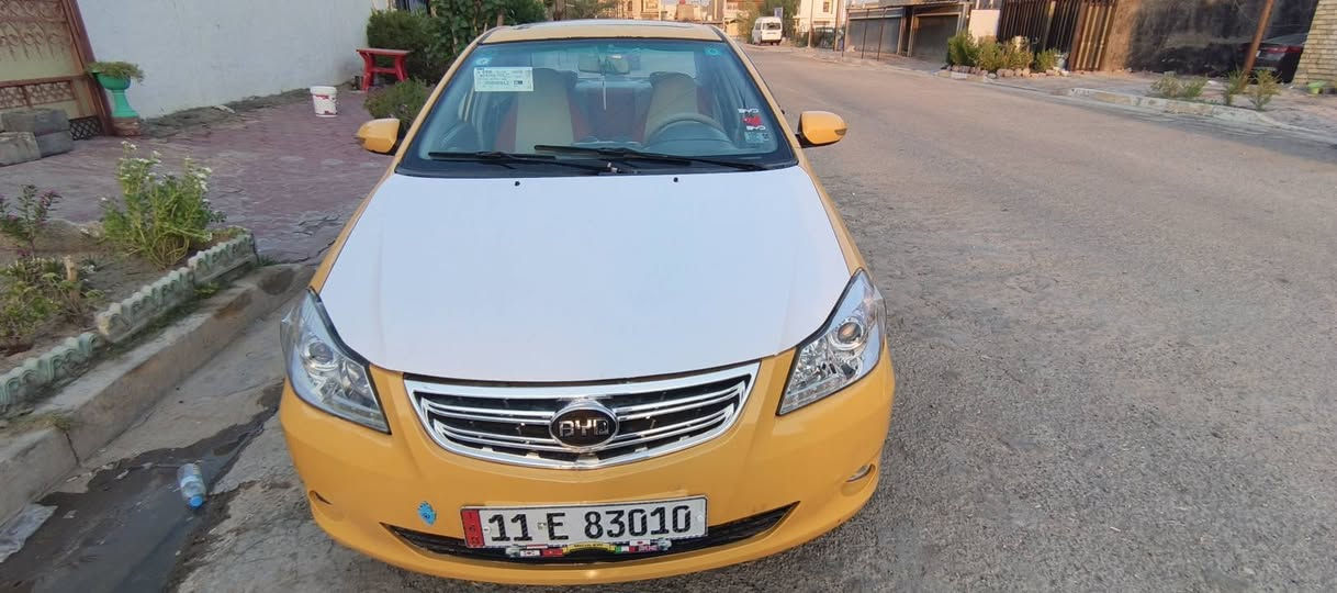 اسلام عليكم BYD g3 موديل2013
السيارة محور كير ومكينة كورلة كاملة للأخير متصرف عليهة ربع 
مواصفاتهة معروفة مرشوشة حزام للجمالية 
السعر٥٠وبي مجال 
للستفسار ‏‪***********‬‏
العنوان بغداد المحمودية
