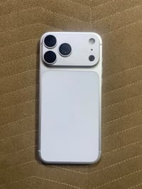 ايفون 17 برو ماكس • ٢٥٦ غ.ب. • بطارية ٩٩٪