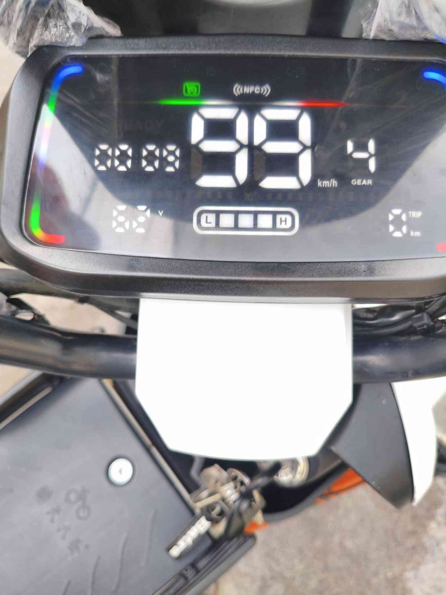 X900 • جديدة ٣ أشهر • ٥ بصمات