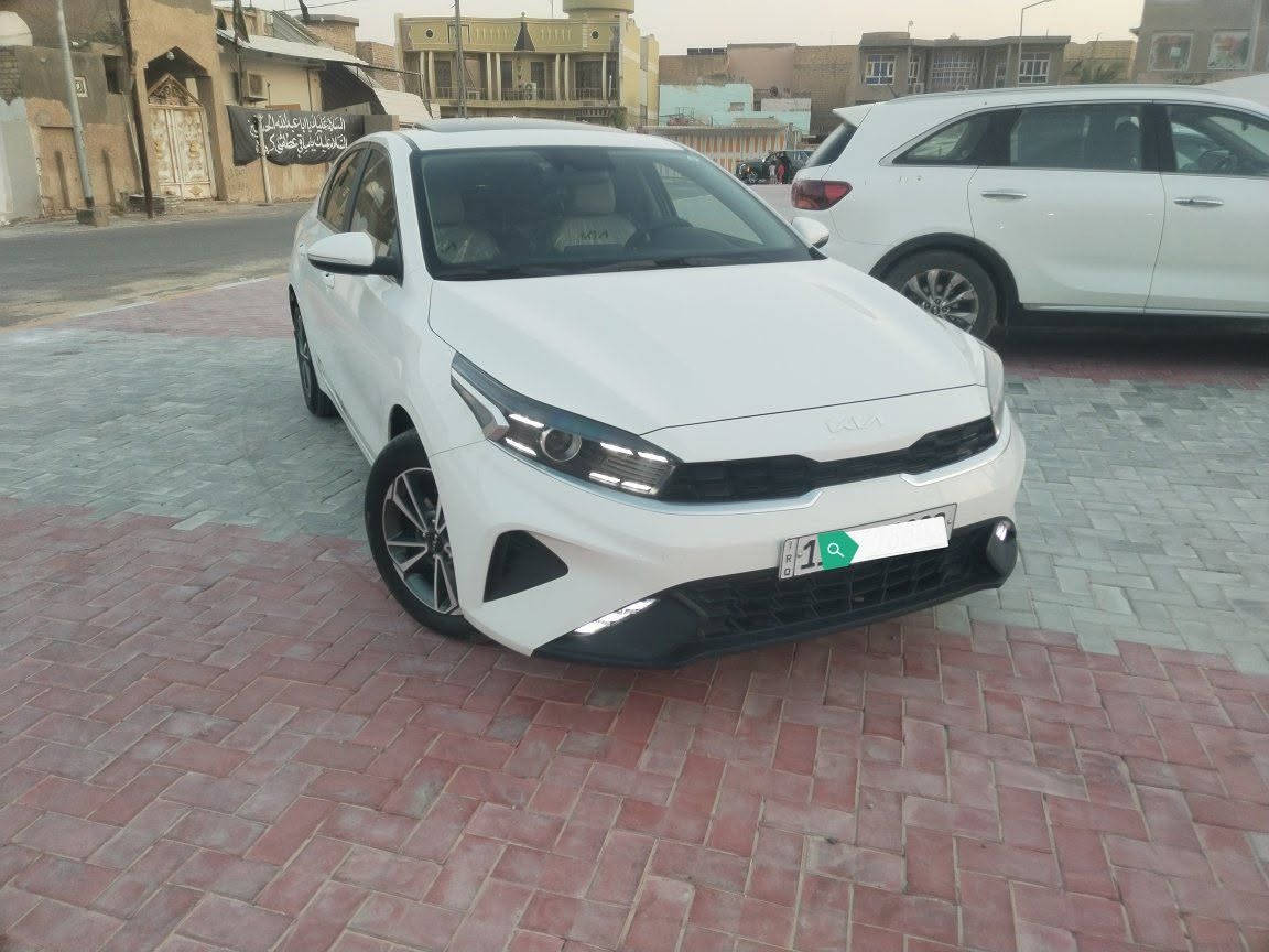 سلام عليكم كيا سيراتو مديل 24 مكفوله كفاله فول مواصفات فتحه مكينه 2000 وكير وحداديه وتبريد كفاله سبير مانازل رقم بغداد بسمي دولي ماشيه 20 لف جديده سياره معنه الكلمه سعر 180 وبيه مجال هاذه رقمي *********** لاستفسار
