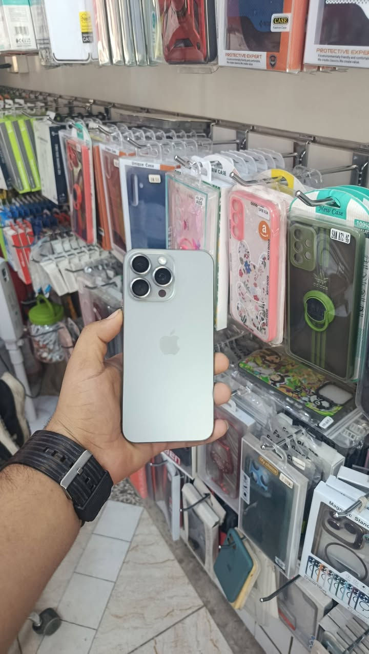 15 برو ماكس جهاز نضيف حيل 💥🔥💥🔥💥🔥 اغراضه موجوده بطاريه 87 سعر 1,50
الاستفسار ***********
