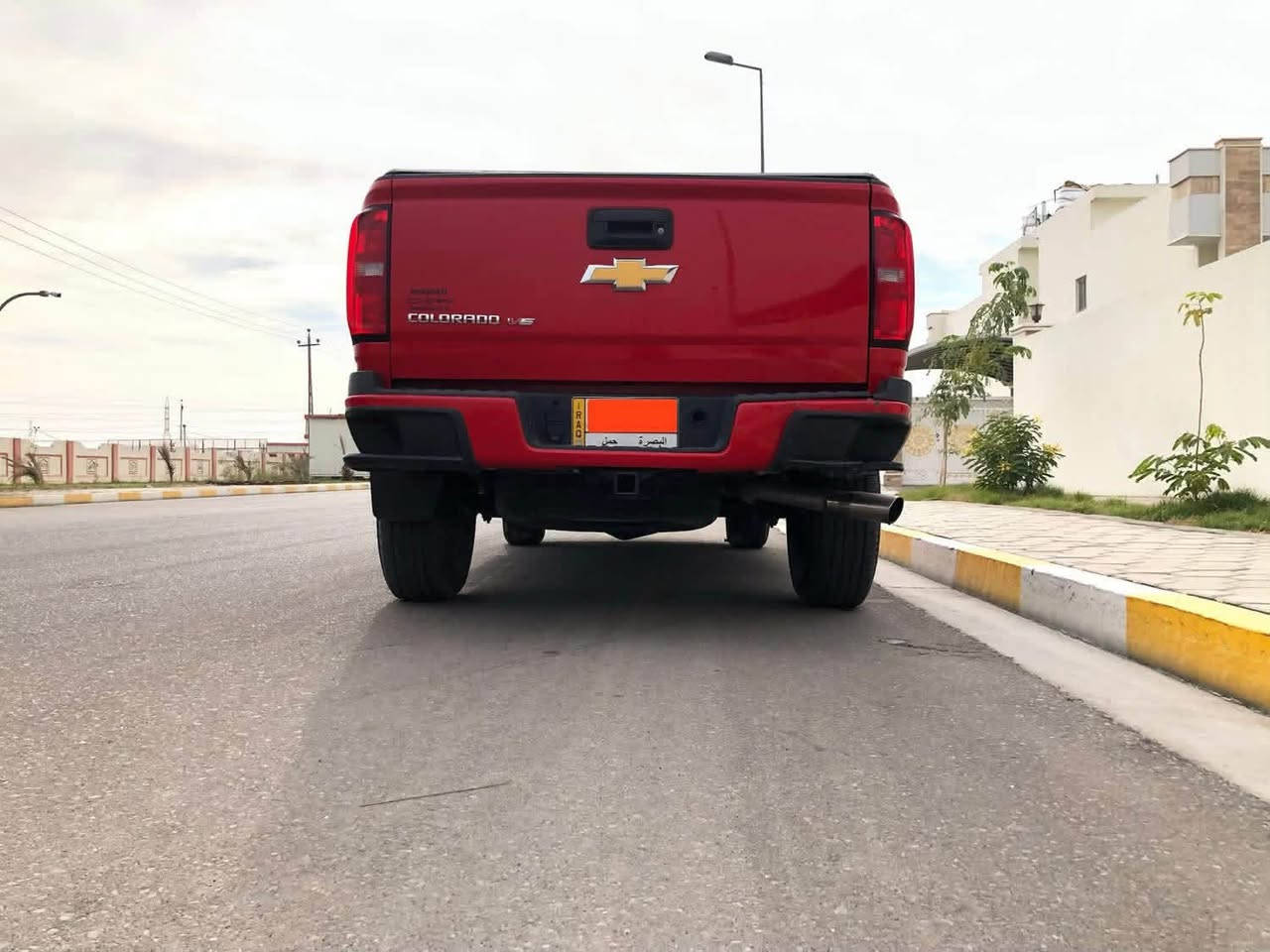 شفرليت بيكم كولورادو ١٨
تو ويل دفع خلفي 

محرك 3.6 V6  كير ٨ نمر
باب وربع / اخت الكلين / حادث جاملغ خلفي ( صور الحادث موجودة بالاعلان) كير مكينه تبريد شرط الفحص والبجم كبس بلادي برغي ما مفتوح - ايرباك برده خلفي فقط والدشبول صافي ولا اشارة بيه… عداد المسافة ١٤٥ الف كيلو .. بيهه طخات بالبدي وما مصلحهن .. سيارة حلوه و ويل كب بلادي
ترايهه ١٦٠ (قفل سرعة) / رون ٢ ونص (حطيت فيديو بالاعلان للتراي مالته) 
شرط الفحص 

سيارة مرتبه وع ايدي وسحبها كلش حلو وزيوت استخدم كله Amzoil الاصلي .. بالعافيه ع الياخذهه

 

رقم الشاصي
1GCHSBEN6J1177709
السعر ١٣٥ 
مكان السيارة / البصرة 
رقم هاتف: *********** متوفر واتس واتصال
