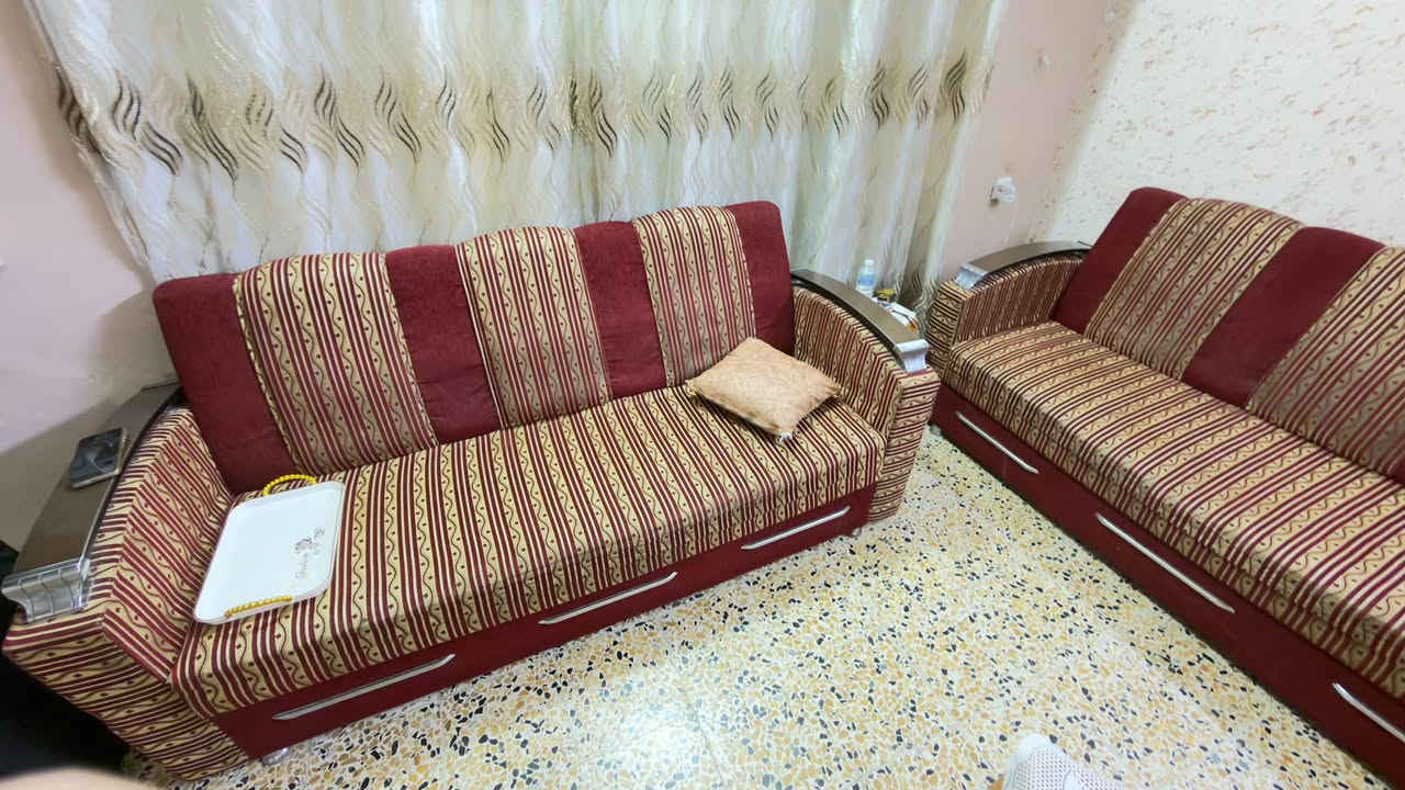 ديوان للبيع كلش نظيف سعر 150
حي سومر قرب جامع ابي هريره

***********

***********
