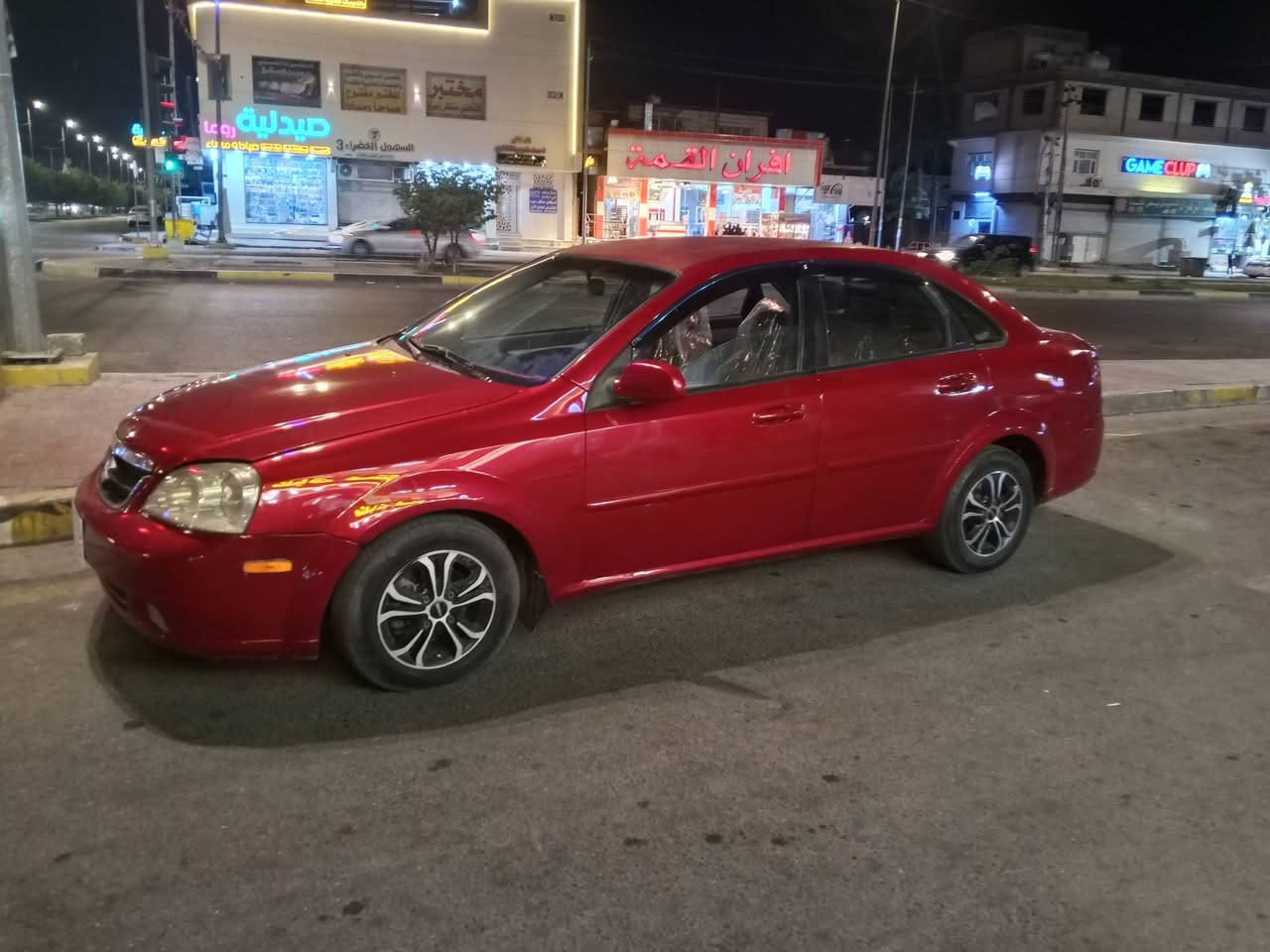 سلام عليكم فورنزه 2006بسمي رقم نكليزي هزه جديده بدون حادث فقط دعاميه اماميه تحويل ثاني يوم سياره احله من الصور سياره فقط جارده ومصورها قبل لاصبغه وقماره مصابغه  تخم تاير ويلكب سياره حداديه 100بل 100كله جديد تبريد ثلج مكينه وكير جدد بلصندوك وصلهن موجود شادهن ل سياره الف متتصرف عليه الشراي يتصل ***********
