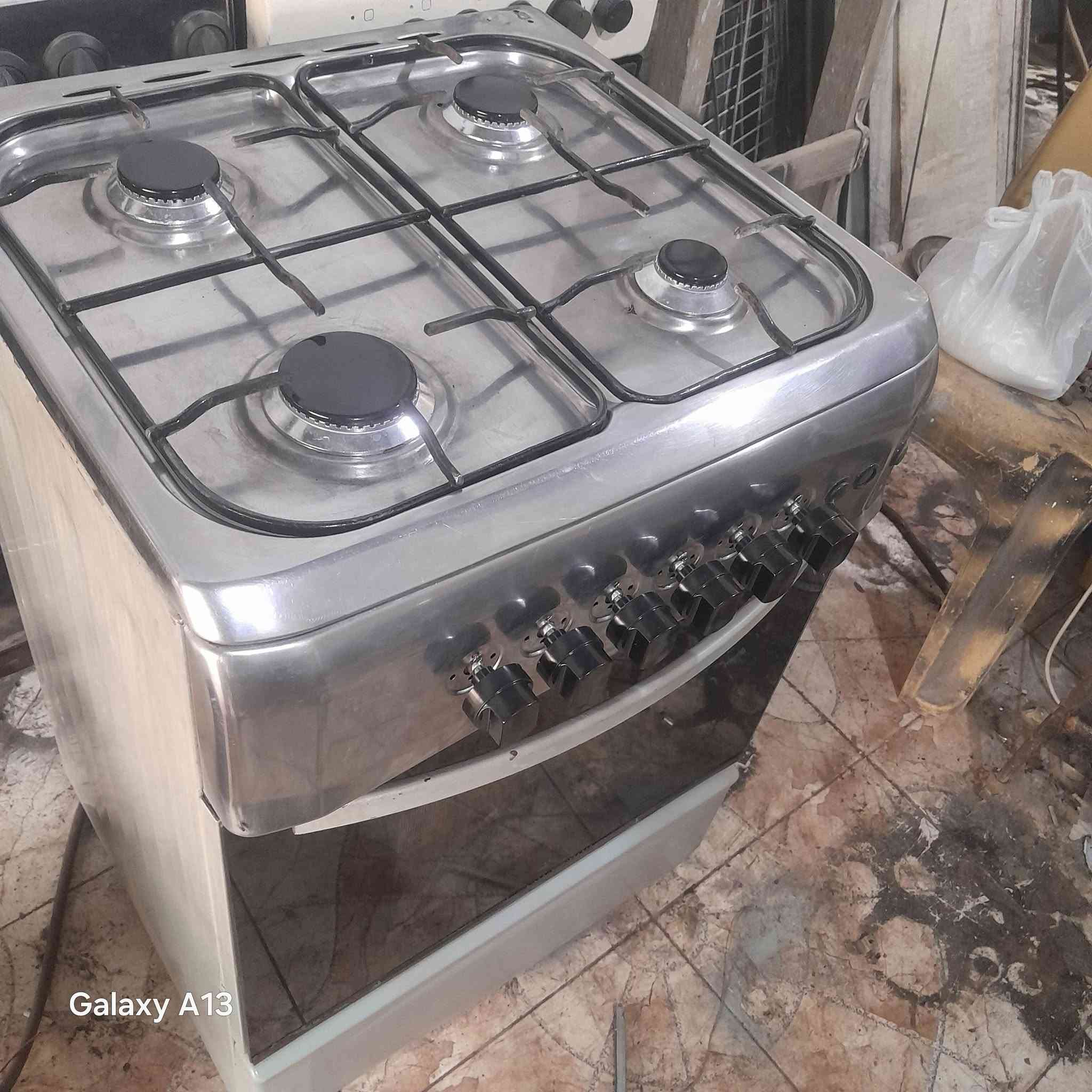 يالله طباخ نوال كوله شغال وعلى الفحص ٨٥ وبي مجال بسيط العنوان حي النداء شارع المكاتب وتساب مازنجر موجود ***********

نص مكتوب في الصور:
- Galaxy A13